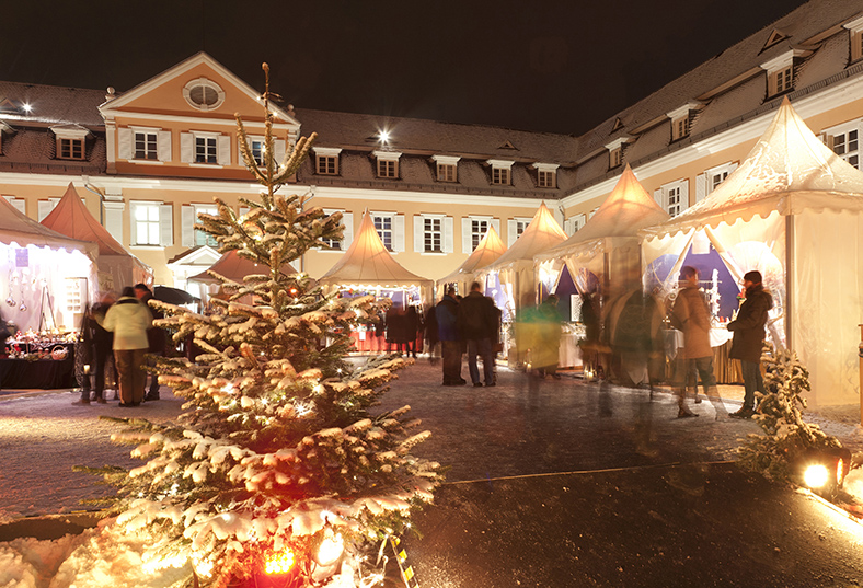 Mehr über den Artikel erfahren Die schönsten Weihnachtsmärkte im Rhein-Neckar-Kreis 2024 – Alles Wichtige auf einen Blick